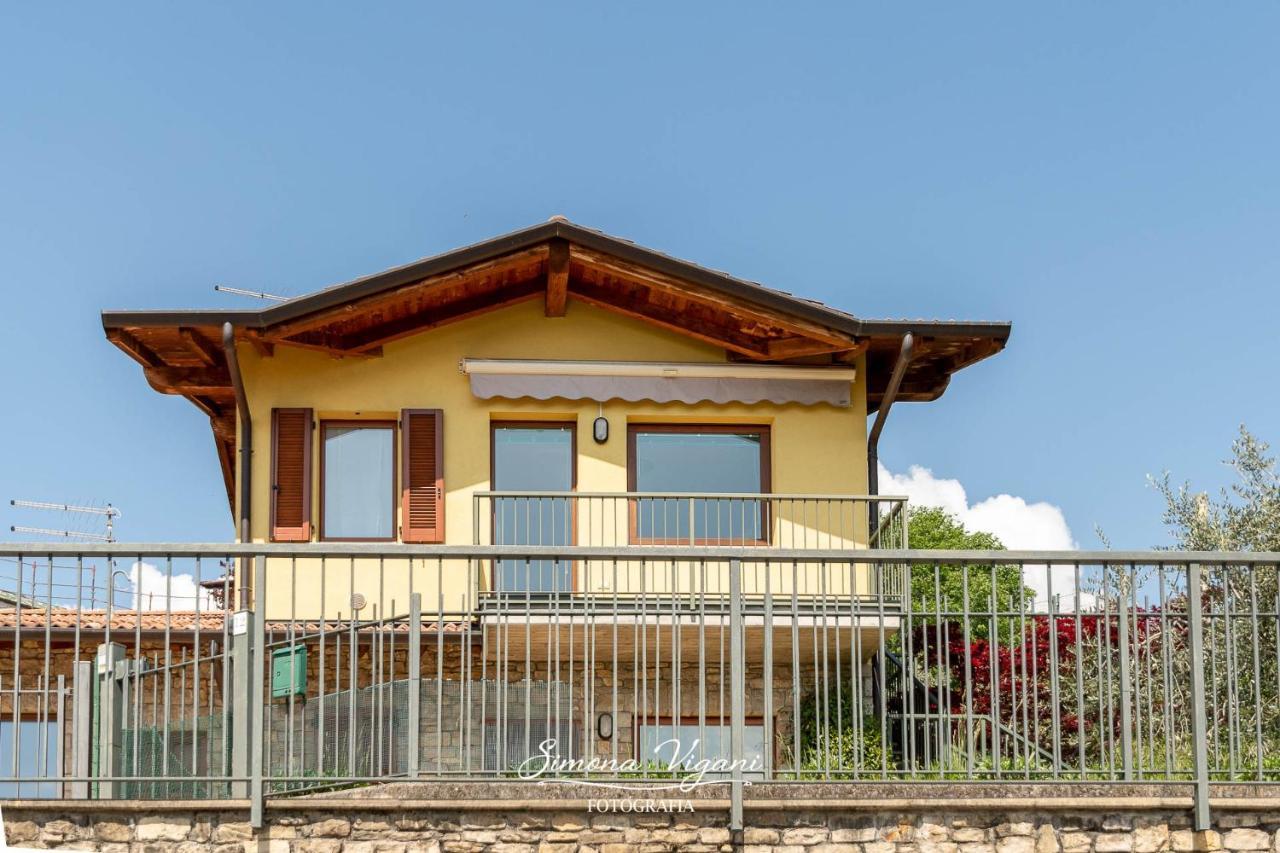 Casa Aria Lejlighed Riva di Solto Eksteriør billede